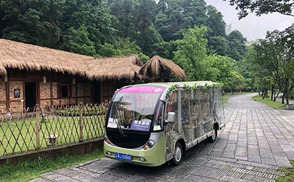 電動觀光車和內(nèi)燃觀光車對比哪個更好呢？